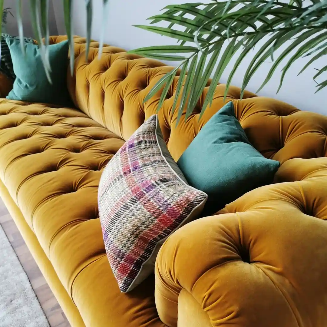 9_6_yellow-sofa-1.webp